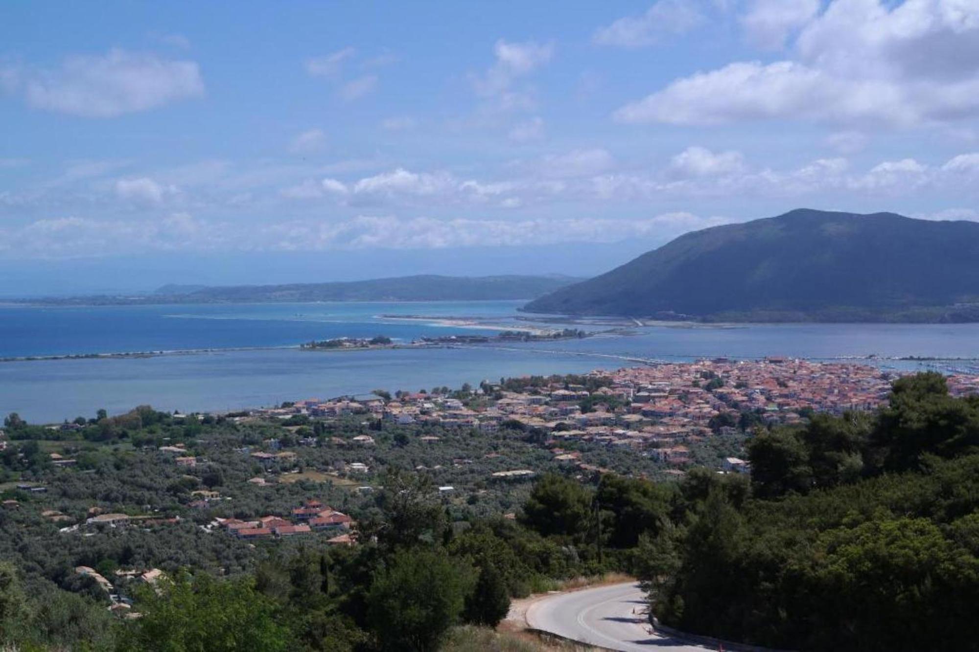 Eris Villa - Amazing View In Lefkada Frinion ภายนอก รูปภาพ